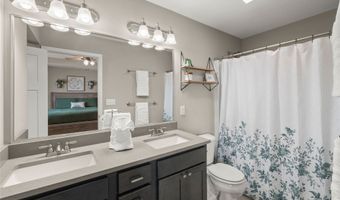 2718 NW 23rd St, Ankeny, IA 50023