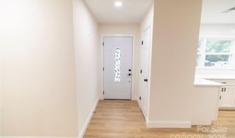 3501 Eastway Dr, Charlotte, NC 28205