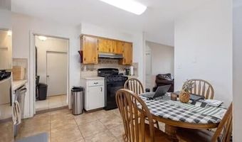 11428 Redwood St, Armona, CA 93202