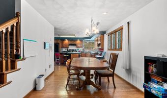 1508 N NICHOLAS St, Appleton, WI 54914