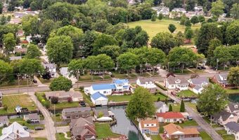 1748 Saint Clair River Dr, Algonac, MI 48001