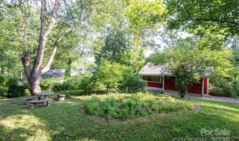 54 Downing St, Asheville, NC 28806