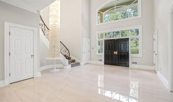 10823 LOCKLAND Rd, Potomac, MD 20854