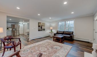 143 Juniper Dr, Avon, CT 06001