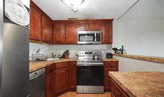 272 N Farm Dr, Bristol, RI 02809