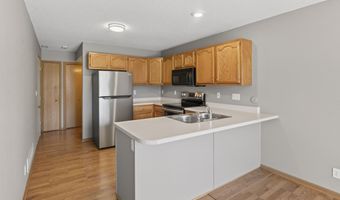 4146 Eisenhower Ln 4, Ames, IA 50010