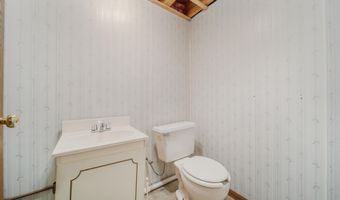 600 S THEODORE St, Appleton, WI 54915