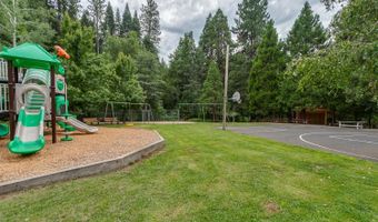 1945 Evergreen Ln, Arnold, CA 95223
