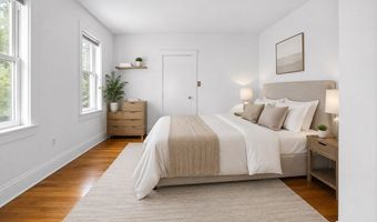 100 Lanark Rd 4, Boston, MA 02135