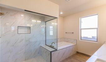 3644 Red Arroyo Dr, Alamogordo, NM 88310