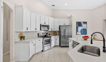 328 VIEW Ct, Apopka, FL 32703