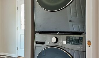 360 Rainbow Ln, Asbury, WV 24916