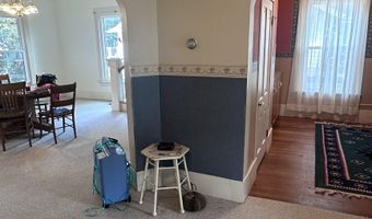 709 N St, Aurora, NE 68818