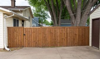 1217 E MITCHELL Ave, Appleton, WI 54915