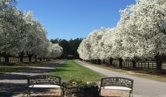 450 Addor Rd, Aberdeen, NC 28315