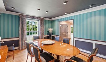 7556 PEPPERELL Dr, Bethesda, MD 20817