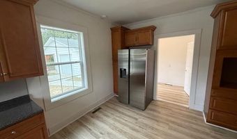 822 Chestnut St, Camden, SC 29020