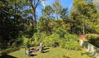 1494 Hilton Dr, Akron, OH 44313