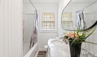 301 E Craig St, Atmore, AL 36502