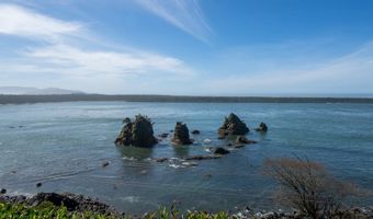 14580 HARBOR VIEW Dr, Rockaway Beach, OR 97136