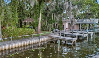 1940 ALICE Dr, Astor, FL 32102