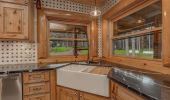 236 Hinz Dr, Angel Fire, NM 87710