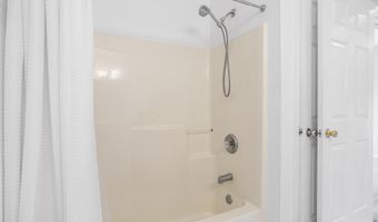 1901 Alpine Trl, Toms River, NJ 07753