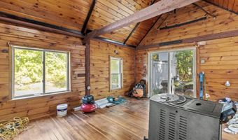 96 French St, Acton, ME 04001