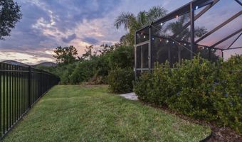 5565 SILVER SUN Dr, Apollo Beach, FL 33572