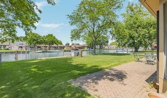 7236 Bluebill St, Algonac, MI 48001