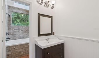 619 BROADWAY Ave 8, Orlando, FL 32803
