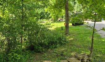 377 Gravy Branch Rd, Artemus, KY 40903