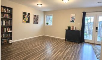 2037 GLEBE Rd, Arlington, VA 22204