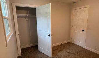 1405 W Clark St, Albert Lea, MN 56007