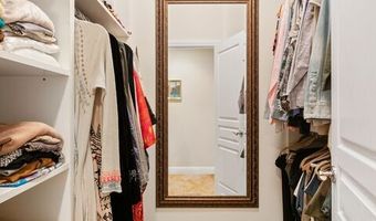 10617 Eastborne Ave 101, Los Angeles, CA 90024