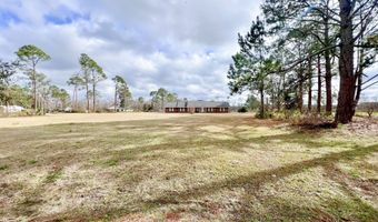 2115 Blackshear, Baxley, GA 31513