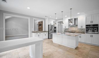40 Rose Dhu Creek Plantation Dr, Bluffton, SC 29910