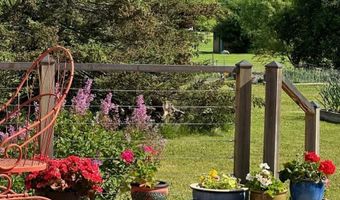 29 Mount Pleasant Dr, Brandon, VT 05733