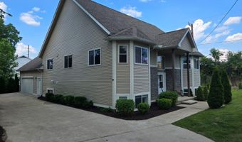 2019 Chalmers Dr, Ann Arbor, MI 48104