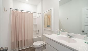 101 Crimson Ln, Savannah, GA 31302