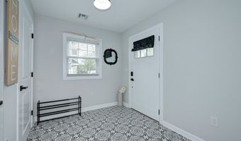 20 Duchess Ave, North Middletown, NJ 07748