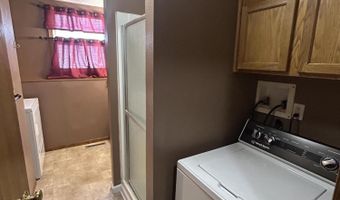 610 NE 19th Ave, Aberdeen, SD 57401