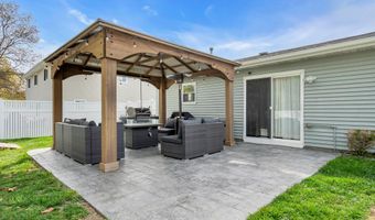 179 Ravenwood Blvd, Barnegat, NJ 08005