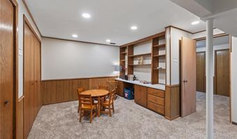 441 Walnut Ln, Apple Valley, MN 55124