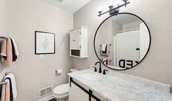 100 Rollingbrook NE, Ada, MI 49301