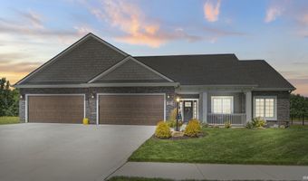 5279 Greyson Heights Dr, Auburn, IN 46706