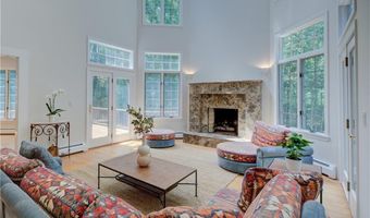 137 Signal Ridge Way, East Greenwich, RI 02818
