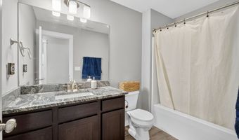 1734 S 11th St, Adel, IA 50003