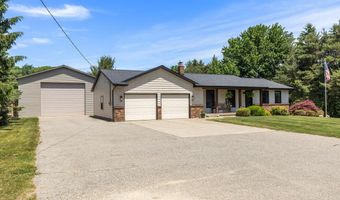 6669 Fillmore St, Allendale, MI 49401