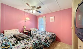 13508 PALM Dr, Astatula, FL 34705